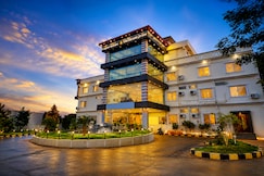 GRAND JP INN, Ooty