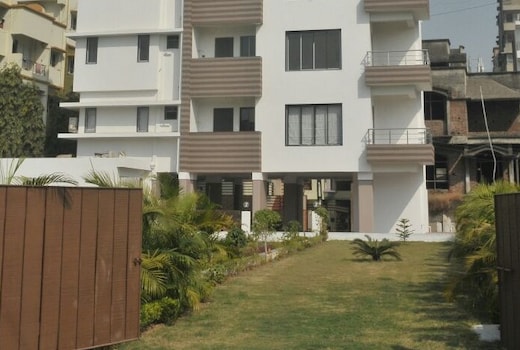SSKF Service Apartments & Bungalows 