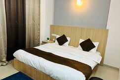 Krishna Kunj stay, Vrindavan