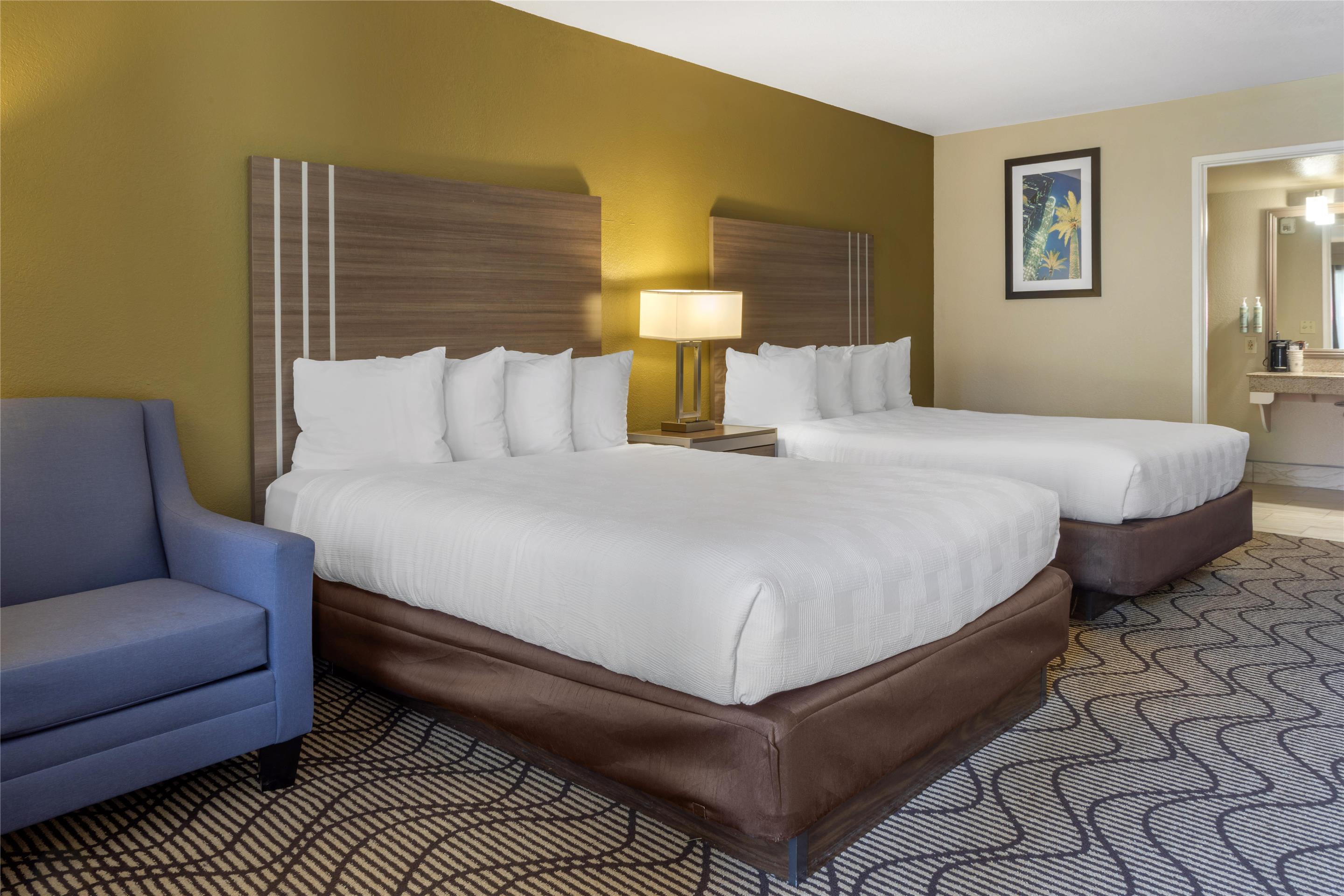 Best Western Heritage Inn - Tap to explore photos