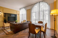 Hotel Indigo Heilong Lake, an IHG hotel, Meishan