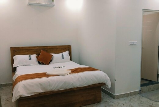 Banaras Spirits Boarding and Lodging ,Bar & Restaurant
