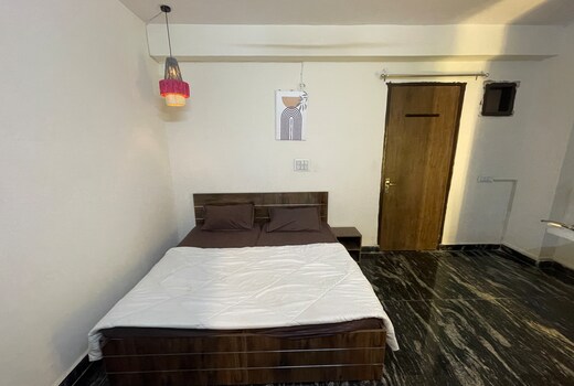 Slate Meadows | Studio Rooms | Noida Sector 101 | Professionally Run