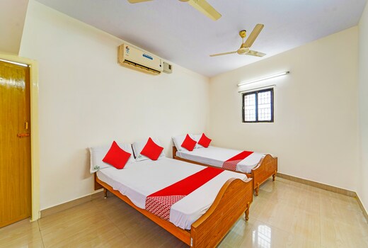 Hotel O KGT Guest House