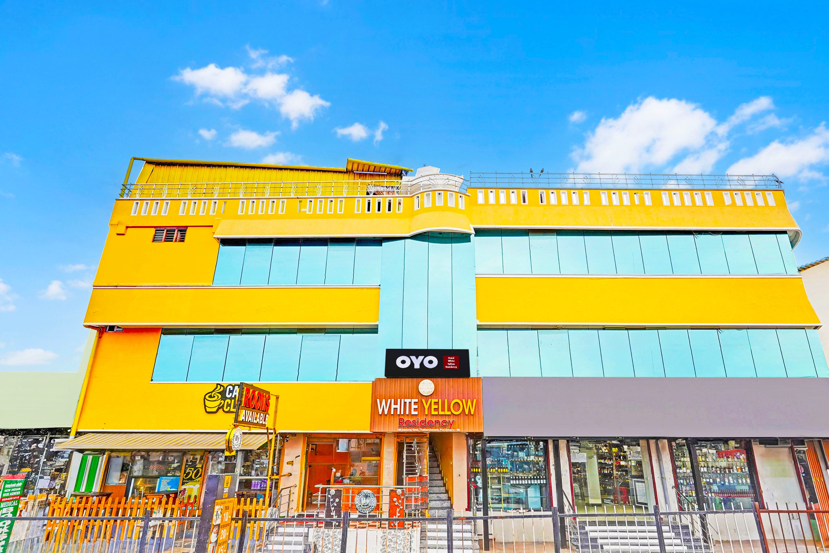 Hotel O WHITE YELLOW RESIDENCY - Tap to explore photos