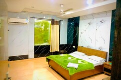 GREENLAND HOTEL AND RESORTS, Amloh