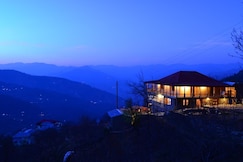 The Apple Home | 2 BHK Cottage, Narkanda