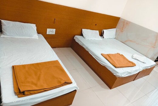 R K Hotel