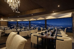 The Cedar Grand Hotel and Spa, Chail