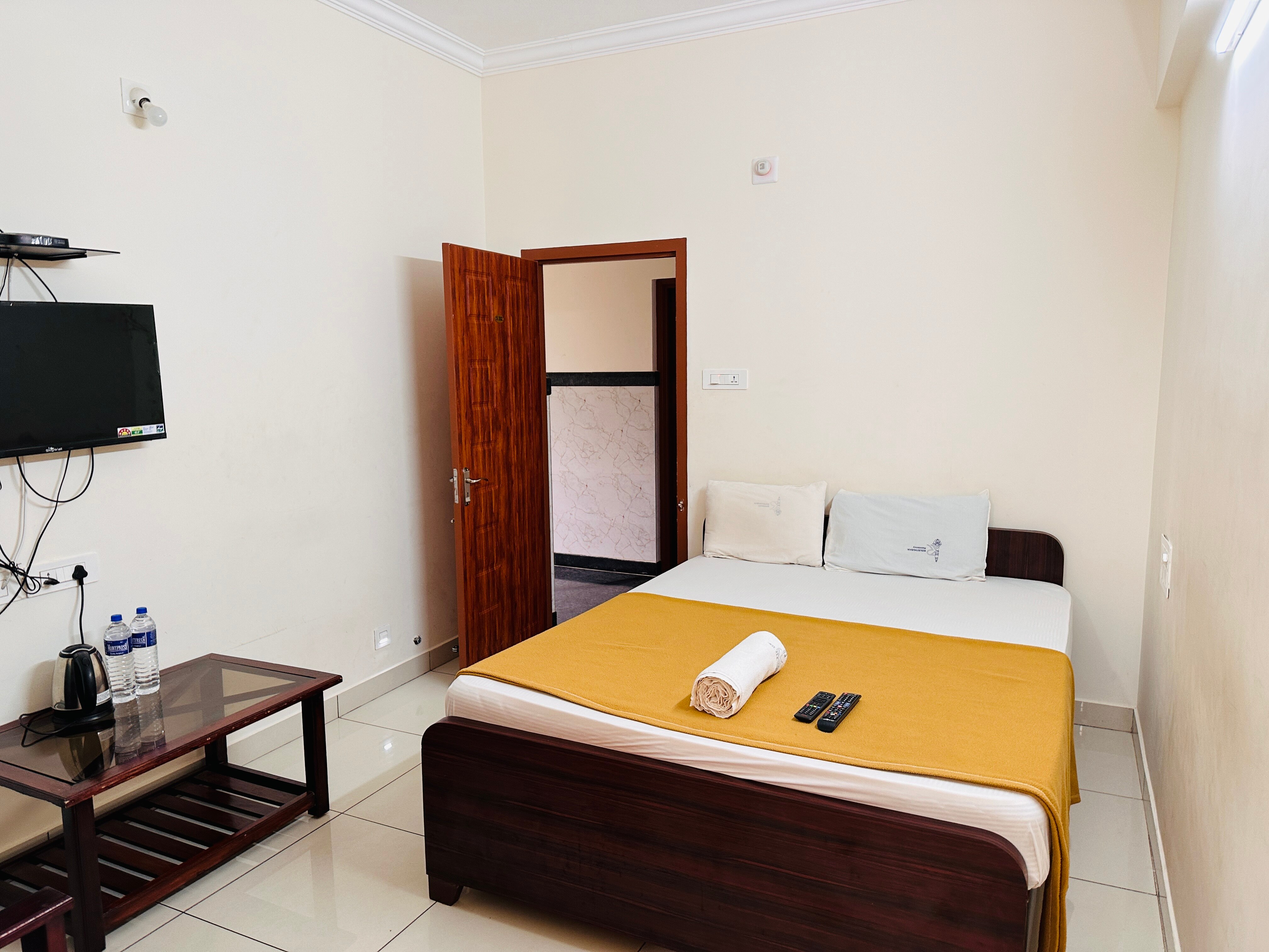 KAUSTHUBHA  RESIDENCY - Tap to explore photos