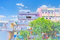 Collection O De Alphabet Hotel UMCC, Hyderabad