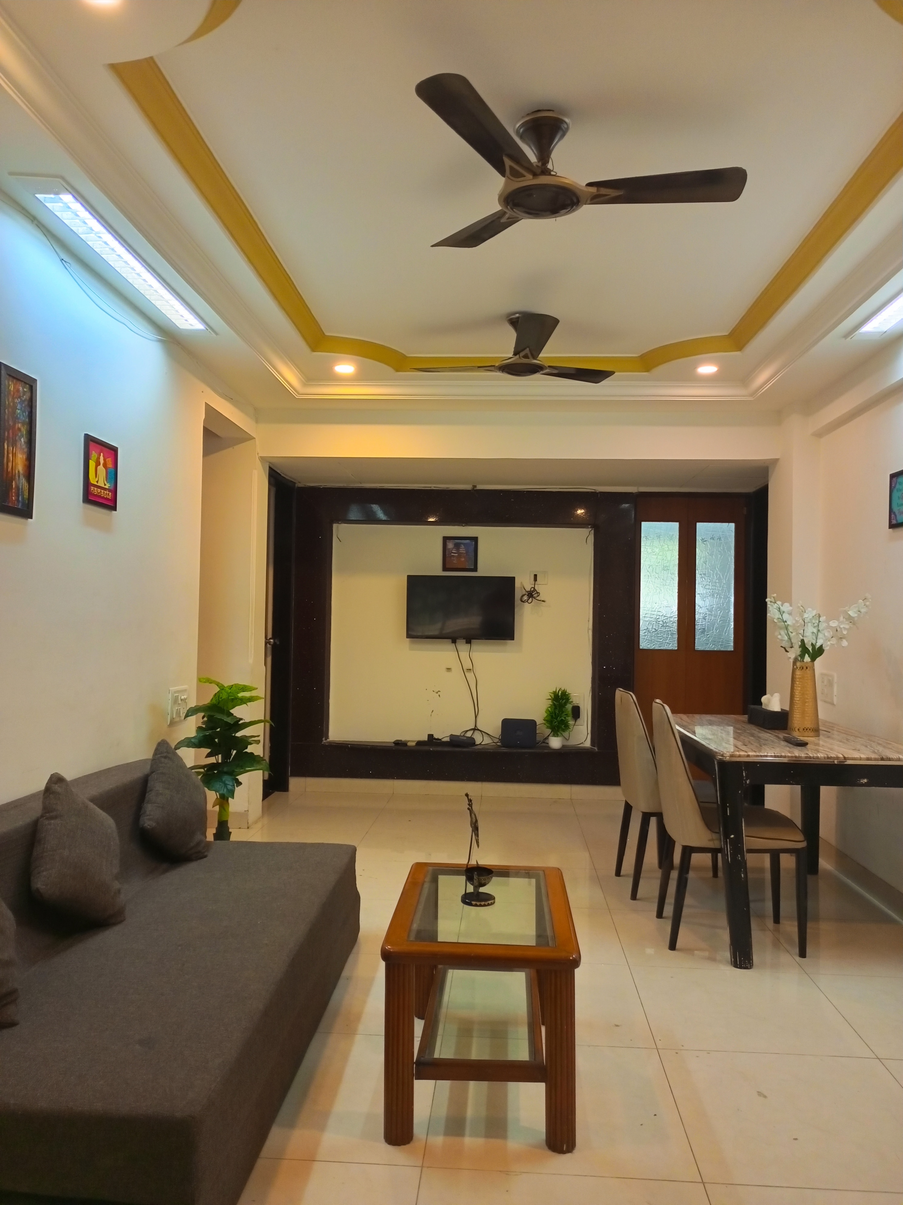 3BHK Flat in Sumangal Vile Parle West - Tap to explore photos