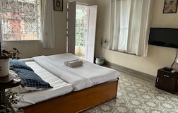 Holiday Heritage Home