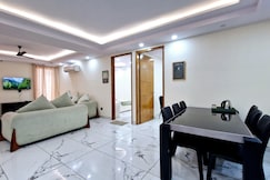 Homlee-Classic 4BHK Flat Central DEL-Lift-Parking, Delhi