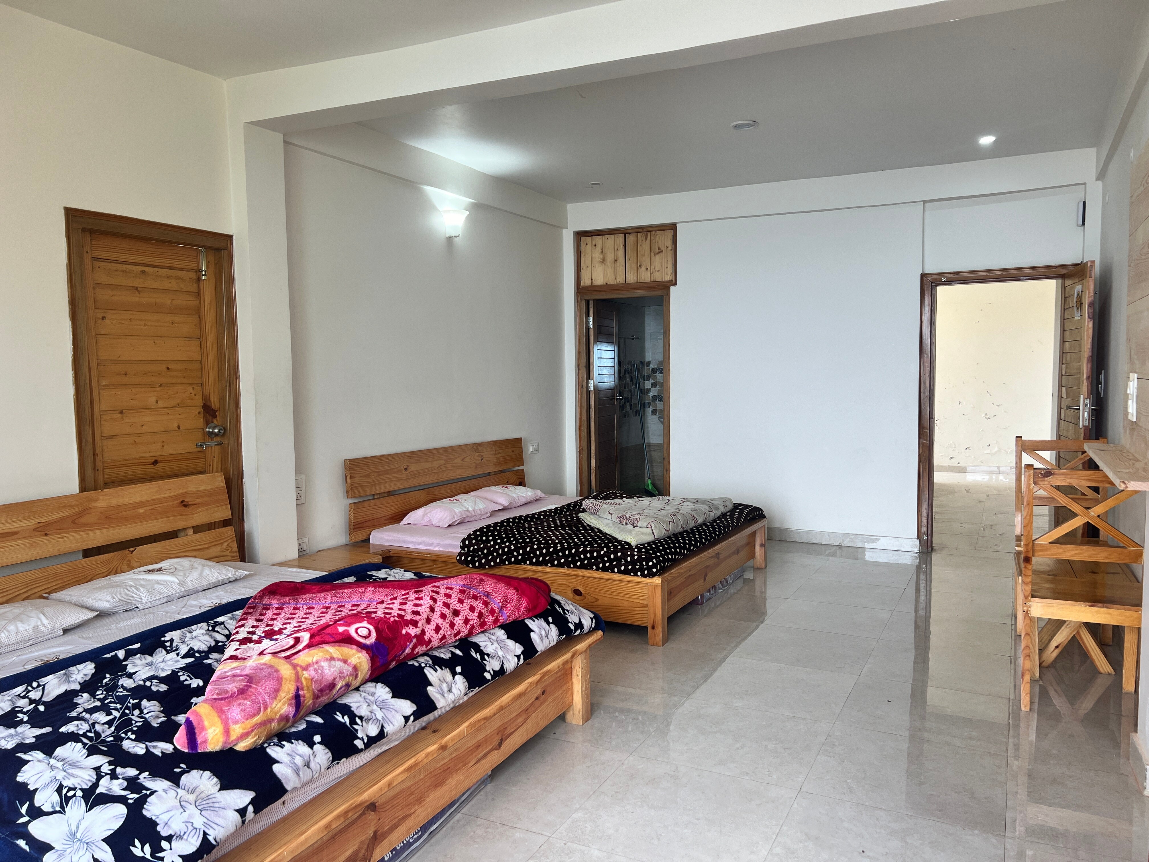 Cozy stay with mountain view - Tap to explore photos
