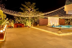 Uru stays 3BHK Poolside, Chevella