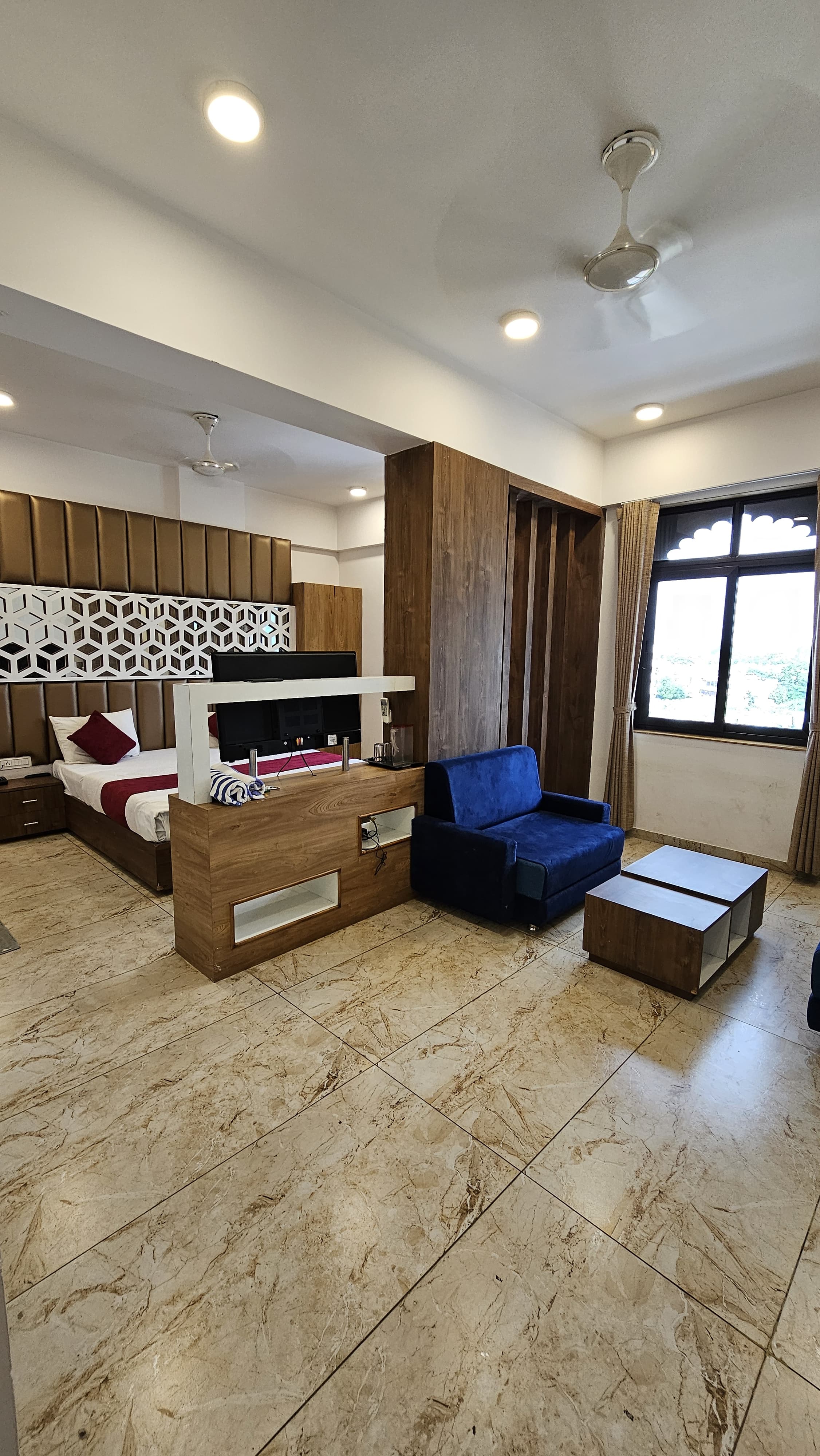 Hotel Amba Heritage - Tap to explore photos