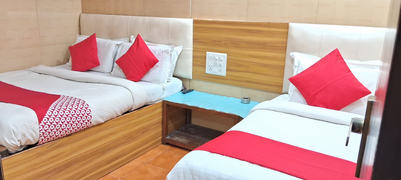 Hotel Swapna International - Tap to explore photos