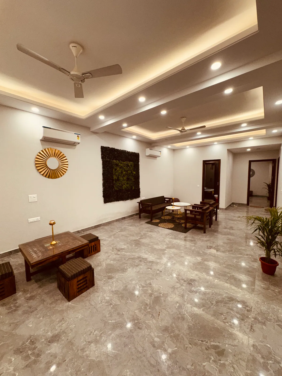 Spacious 2 bhk near Max hospital - Tap to explore photos