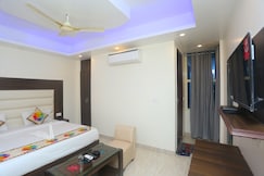 Hotel Raj Palace at Delhi Airport, Delhi