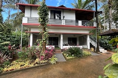 Holidayincoorg Nature's Craft Estate Stay, Coorg