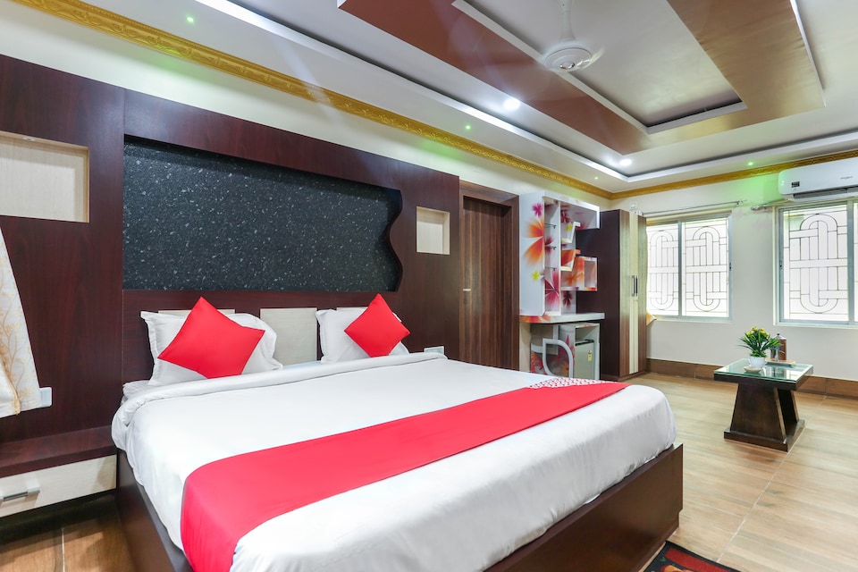 Imperial Guest House - Tap to explore photos