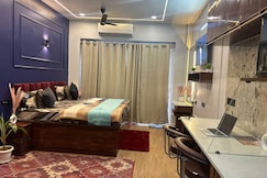 Dream Suits, Greater Noida