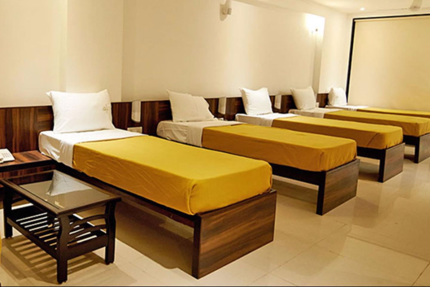 Family Room 1