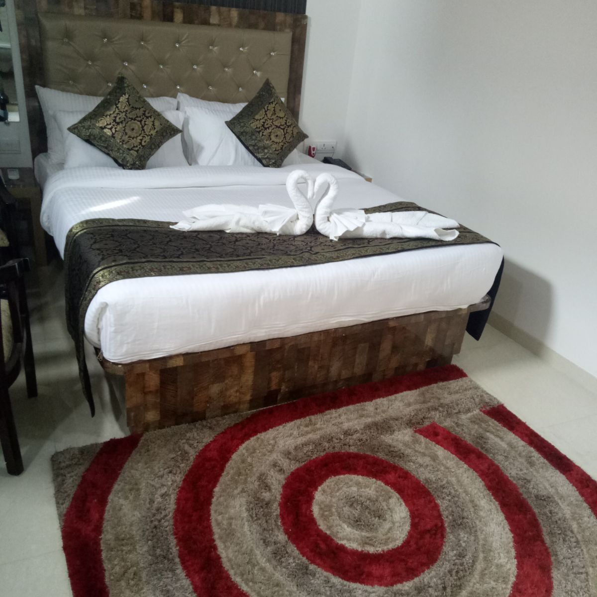 Hotel Purvanchal & Restaurant By WB Economy - Tap to explore photos