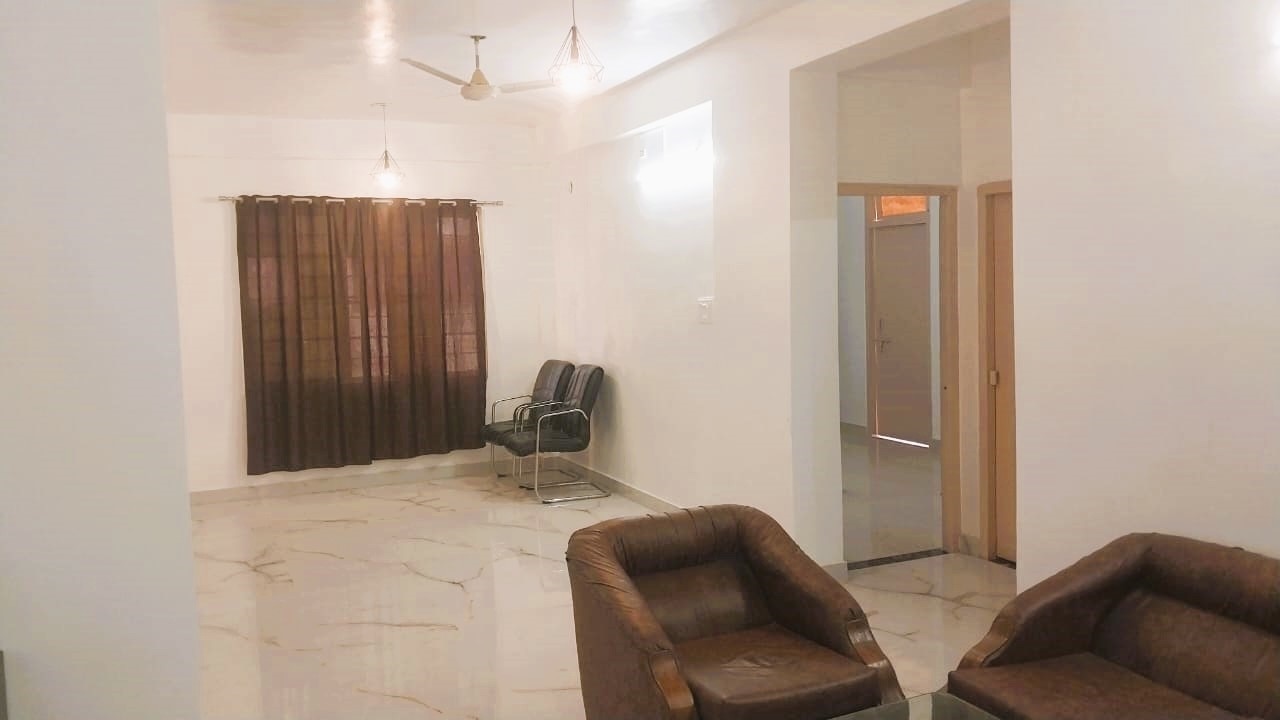CozyStayz - A Perfect Family Stay near Kashi Vishwanath Temple - Tap to explore photos