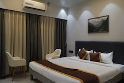 Hotel The Rudra Palace, Valsad