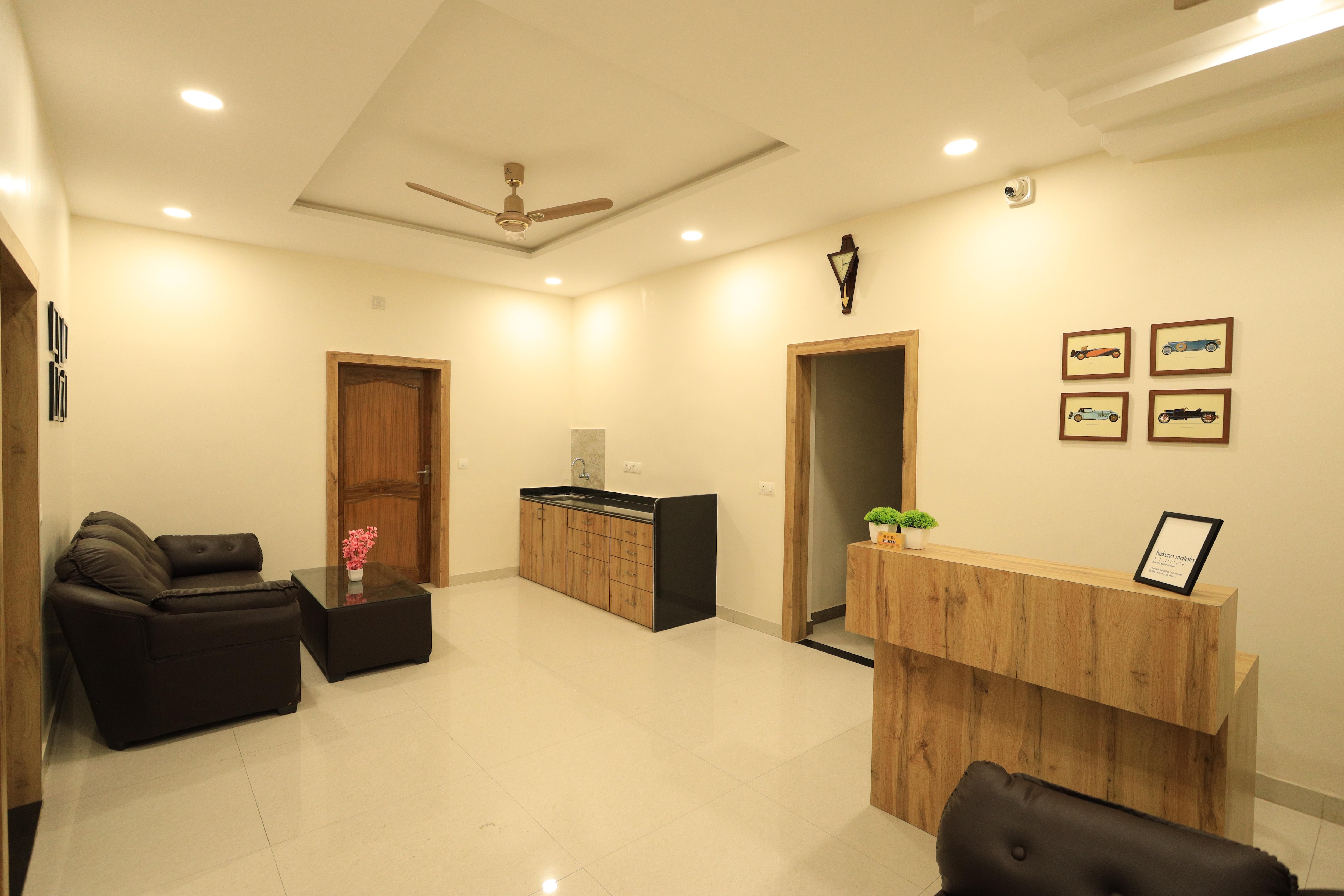 Tapah 5 BHK Luxurious Villa - Tap to explore photos