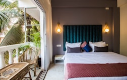 Studio Apartment with Kitchen