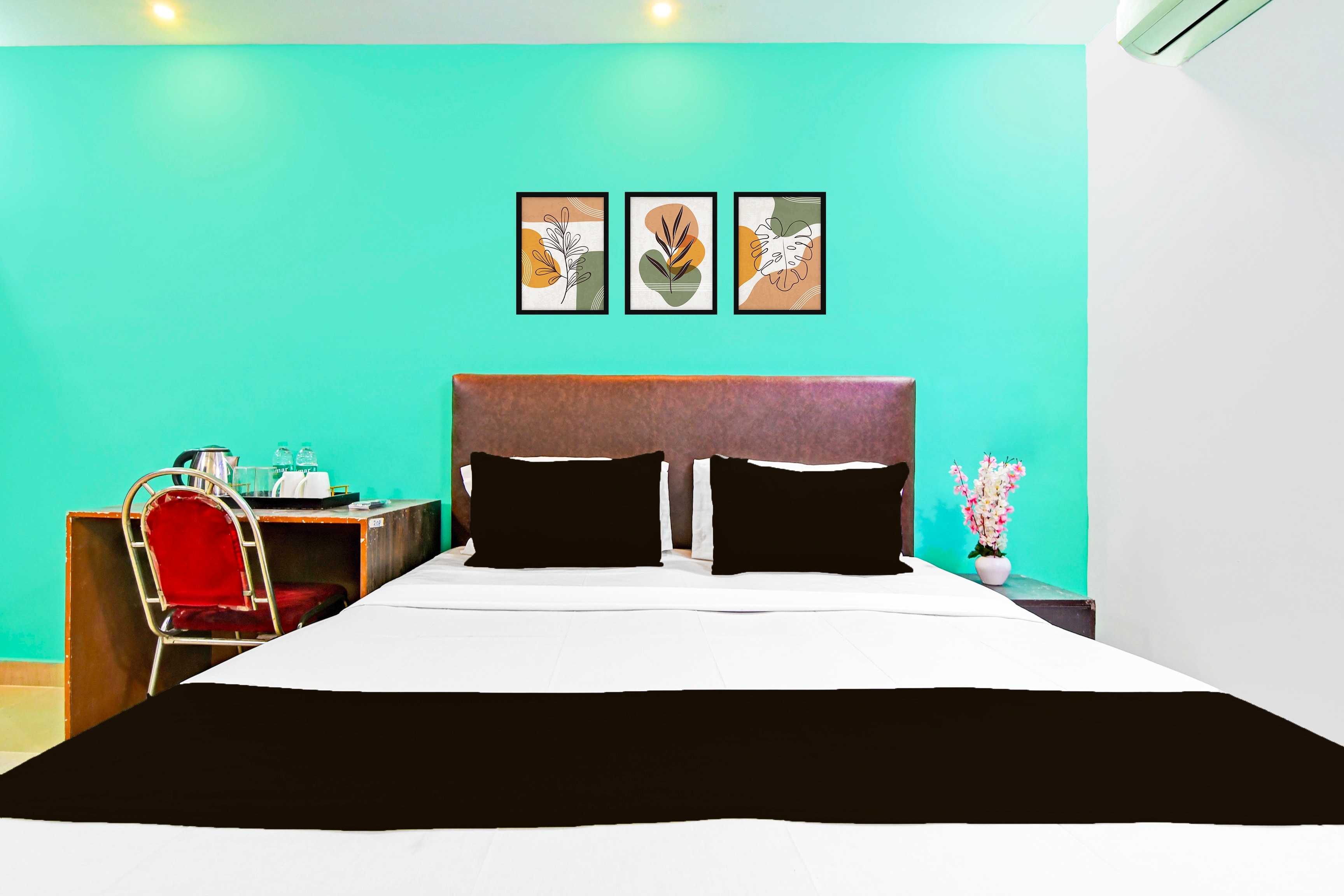 Super Hotel O Santragachi Junction Formerly Hotel Shubra - Tap to explore photos