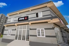 SPOT ON Hotel Gold Inn, Bara Banki