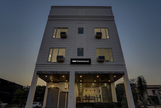 Hotel O Premium Rooms