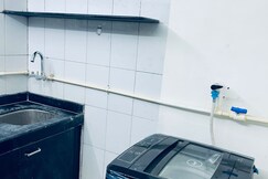 2 bedroom apt in Bandra, Mumbai
