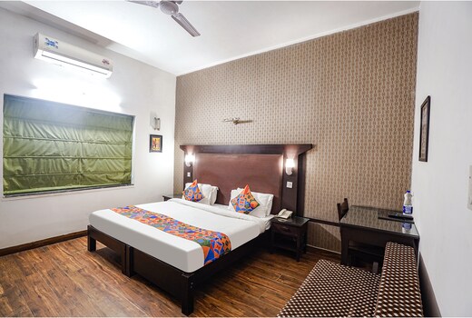 FabHotel Kular