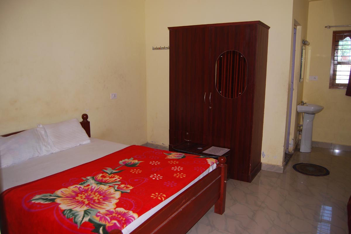 Rubina Home Stay - Tap to explore photos