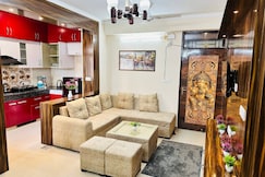 Feel like home 2BHK Nityansh luxury stay, Ghaziabad