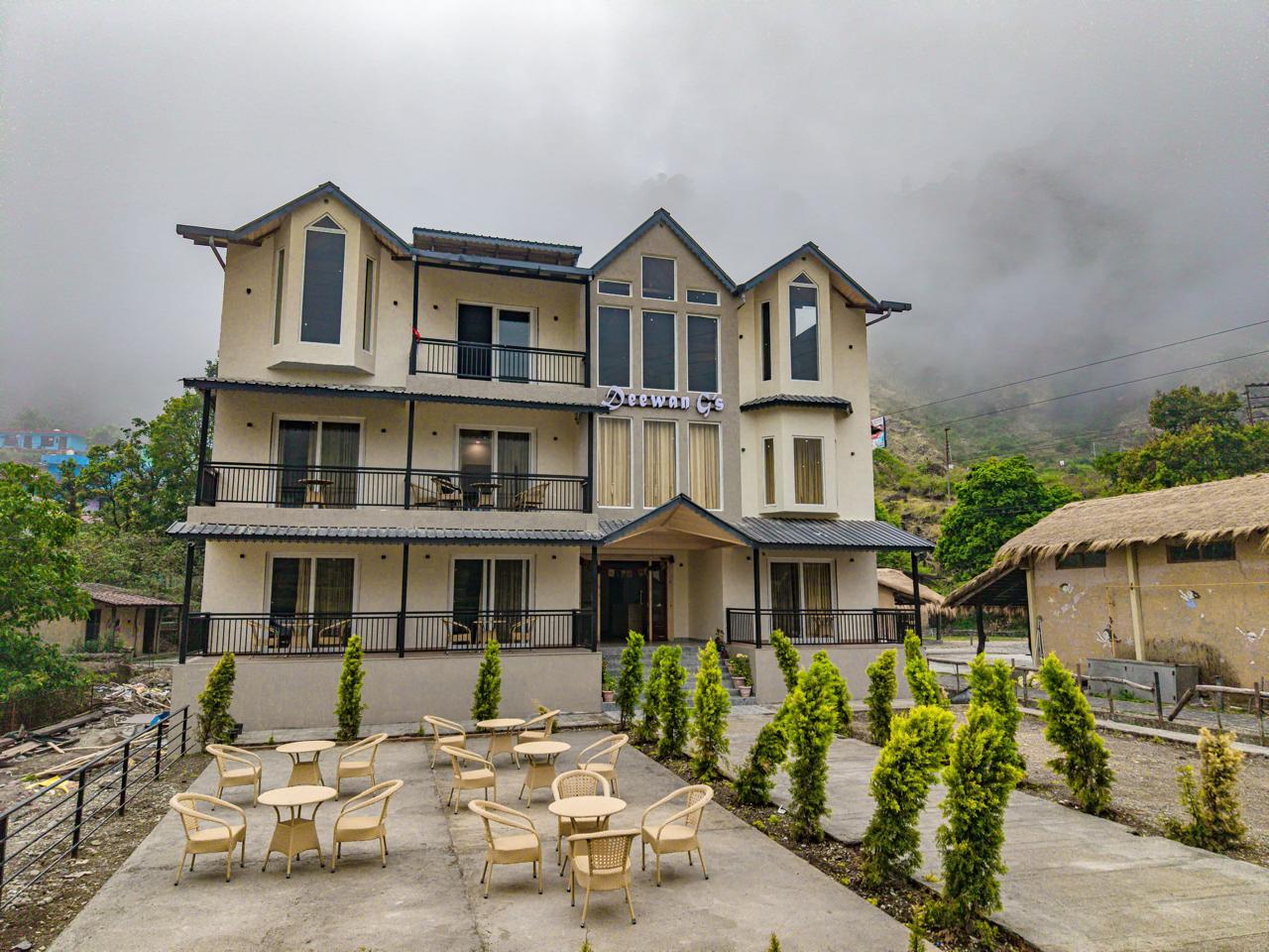 Deewan ji's Stays - Tap to explore photos