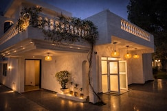 Greek Pool Villa, Faridabad