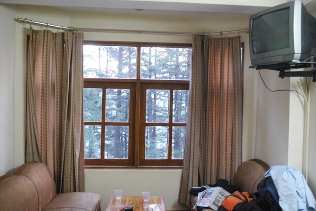 Hotel Crown Plaza-25 kms from Mussoorie - Tap to explore photos