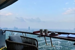 Lux Premium stay At Supernova Noida, Noida