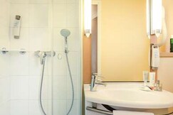 Ibis Paris Meudon Velizy, Paris