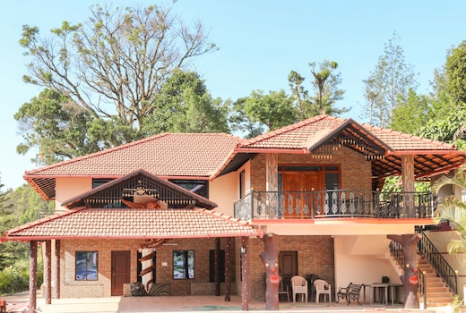 Ahan Group Homestay | Rooms & Caretaker