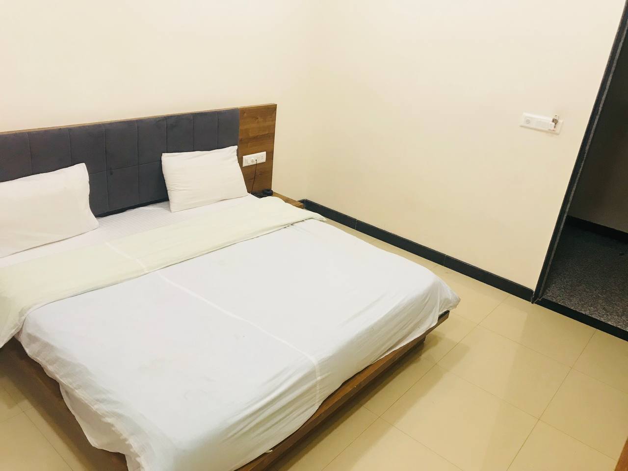 Hotel Madhuram - Tap to explore photos