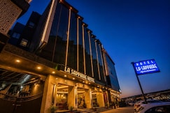 The La Sapphire Hotel (A unit of  Kay Kay Delight Hospitality), Delhi
