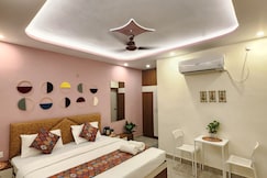 Nomadic Kashi Stays, Varanasi