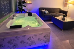 Jaccuzi Haven 1bhk apartment, Gurgaon